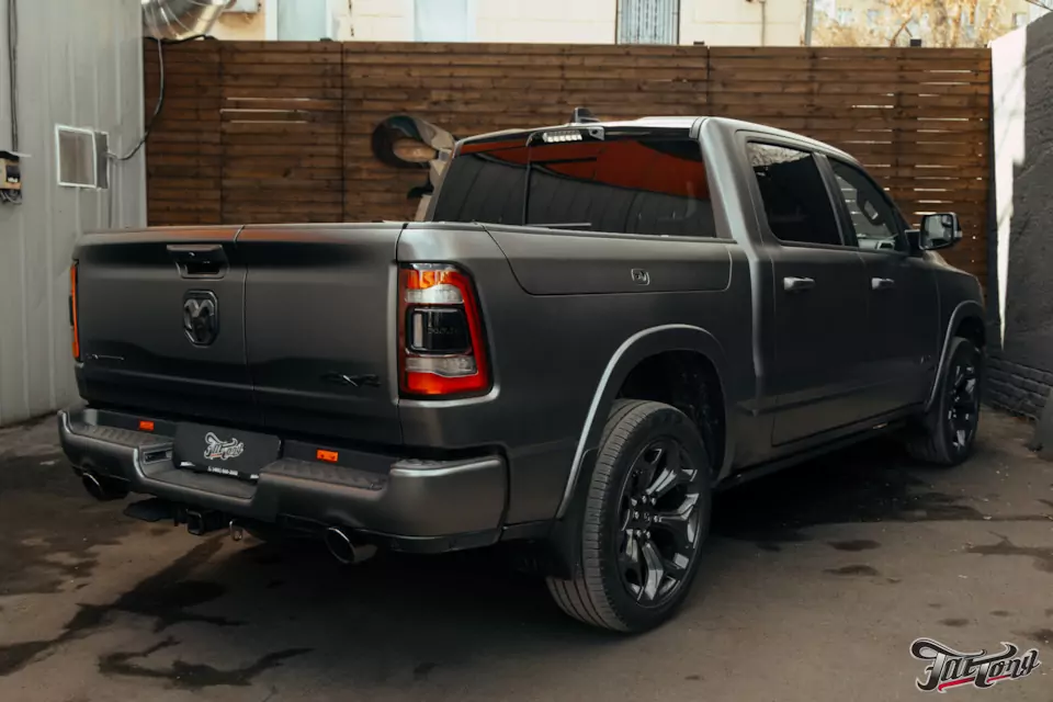 Новая выхлопная система с двумя режимами громкости для RAM 1500: когда звук — это характер